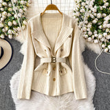 Compleu Emyra din tricot compus din jerseu si pantaloni