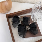 Accesoriu de par tip fundita cu clips sau clama