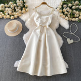 Rochie Angelyn cu perle si fundita