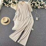 Set Kay crem compus din doua piese din tricot