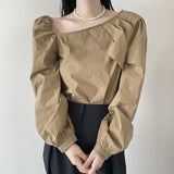 Bluza Wilma cu decolteu tip barcuta si maneci bufante