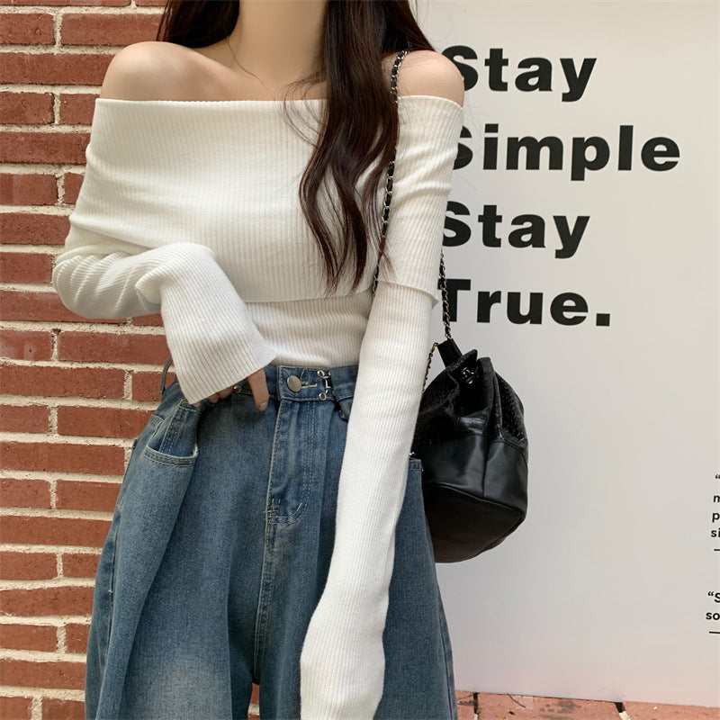 Bluza Unnoa din tricot cu decolteu barcuta cu umeri goi