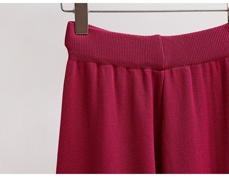 Compleu Magdy roz compus din bluza si pantaloni