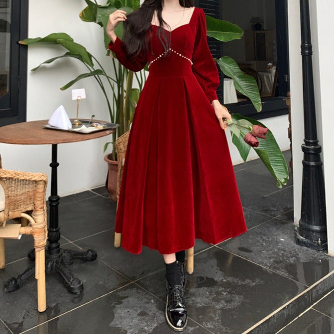 Rochie Fionna din catfiea accesorizata cu perle