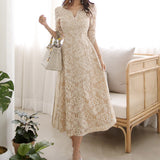 Rochie Pammy cu detalii florale brodate