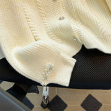 Jerseu Fancy din tricot cu perle si nasturi eleganti
