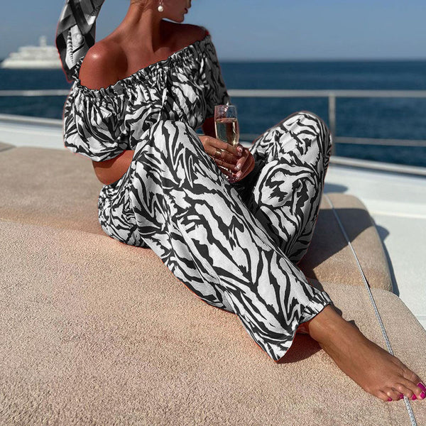 Set Vanella negru  din doua piese - top si pantaloni