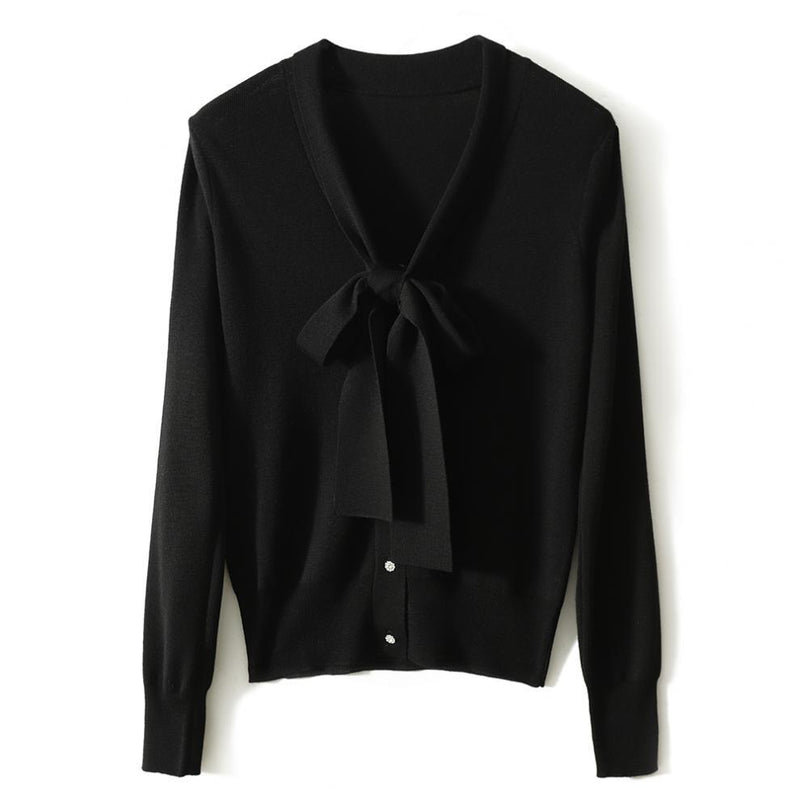 Bluza Visura neagra cu nasturi decorativi si nod