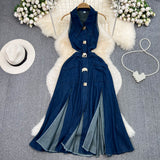 Rochie midi Julya din denim, cu crapaturi in fata