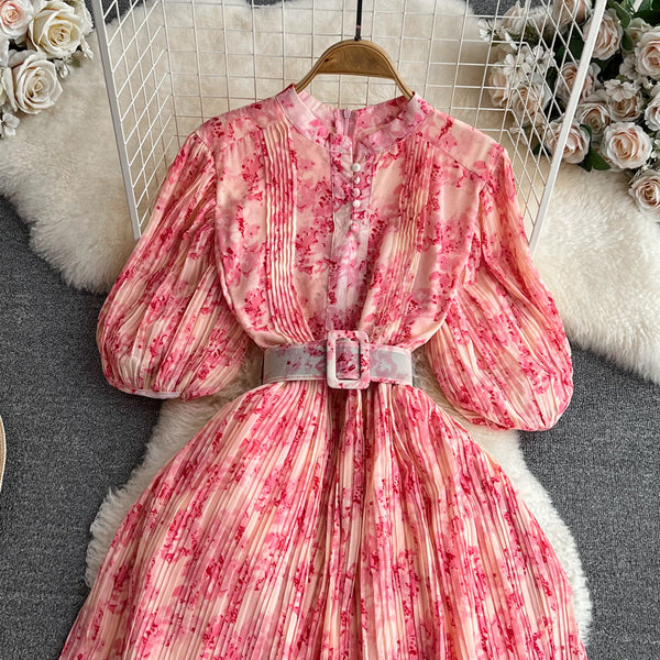 Rochie Galle roz cu imprimeu floral si pliuri