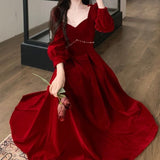 Rochie Fionna din catfiea accesorizata cu perle