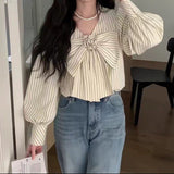 Bluza Darla cu funda si maneci bufante