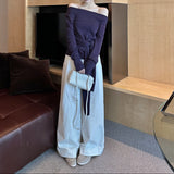 Bluza Cyrilla din tricot fin cu decolteu barcuta