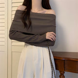 Bluza Unnoa din tricot cu decolteu barcuta cu umeri goi