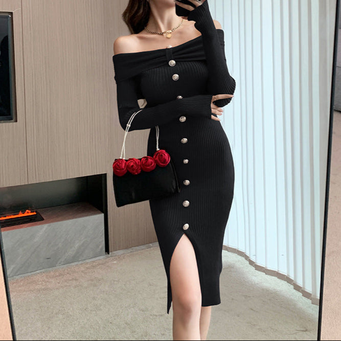 Rochie Enid din tricot cu decolteu barcuta si reiatii