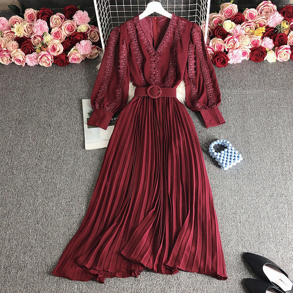 Rochie Danda visinie cu detalii din dantela si curea accesorizata
