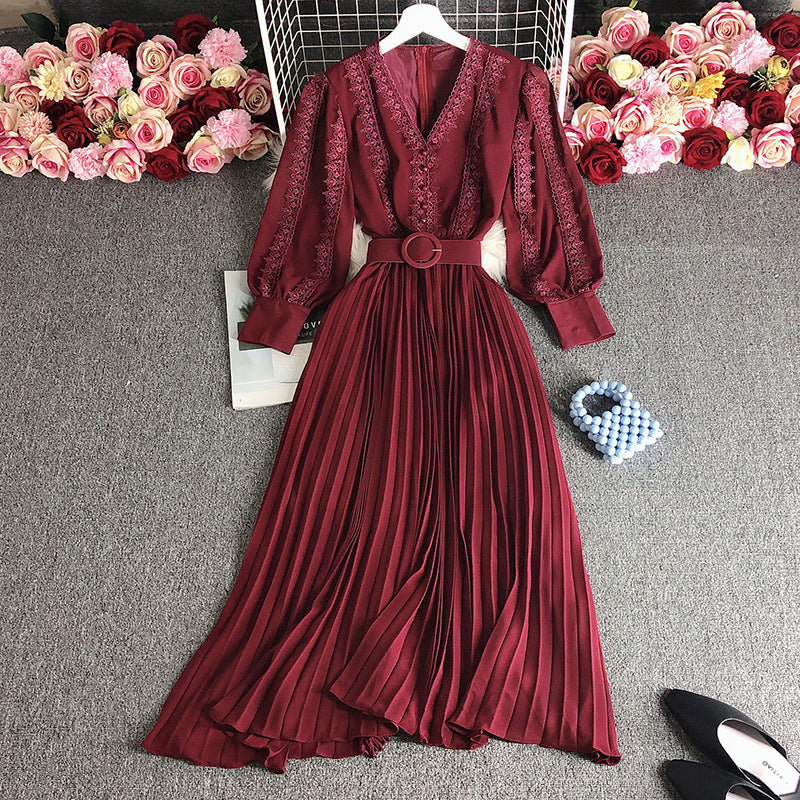 Rochie Danda visinie cu detalii din dantela si curea accesorizata