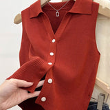 Top Cerise din tricot reiat si nasturi functionali