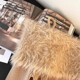 Bluza Sherra din tricot reiat cu terminatii din puf