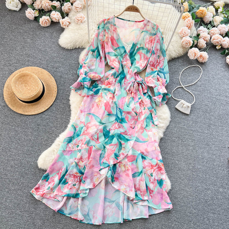 Rochie Gina verde cu decolteu in V si imprimeu floral