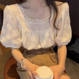 Tricou Breya din dantela brodata cu maneci bufante