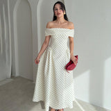 Rochie midi Esfera cu umeri goi, imprimeu buline
