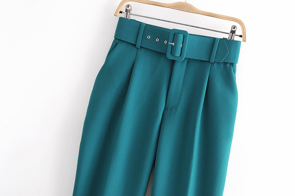 Pantaloni Stezzia verzi conici accesorizati cu o curea