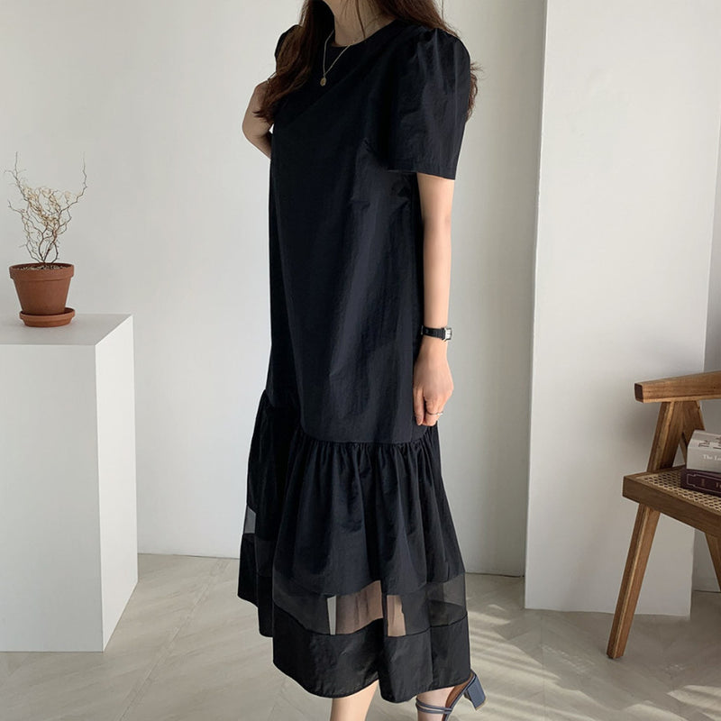Rochie Irys neagra cu banda din tulle la baza