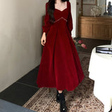 Rochie Fionna din catfiea accesorizata cu perle