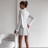 Rochie Reuka accesorizat cu esarfa