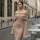 Rochie Callidora din tricot cu decolteu barcuta si reiatiI
