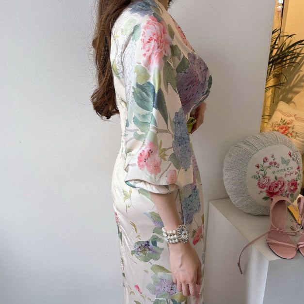 Rochie Aletta cu imprimeu floral si maneci bufante
