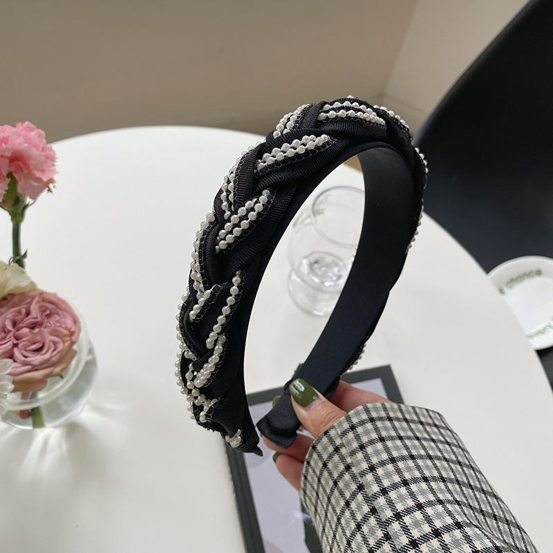 Cordeluta din organza impletita cu margele