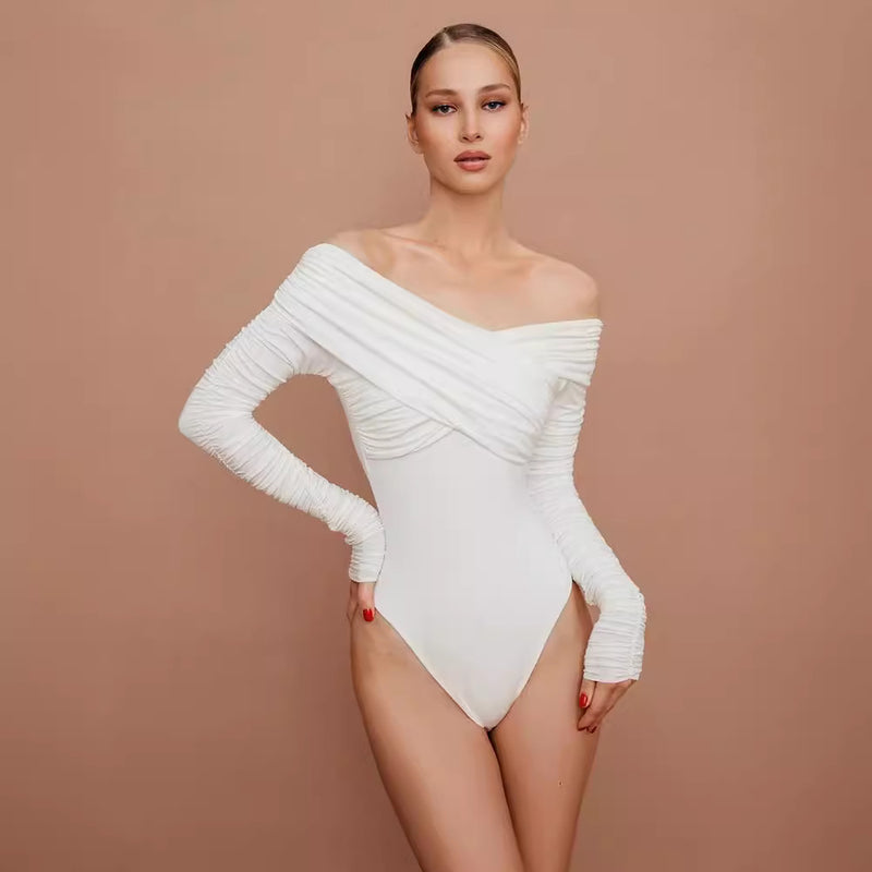 Bluza tip body Amelly alba cu decolteu petrecut tip barcuta