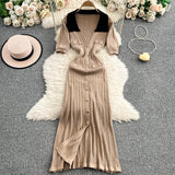 Rochie Acanthe din tricot cu guler lat si decolteu in V
