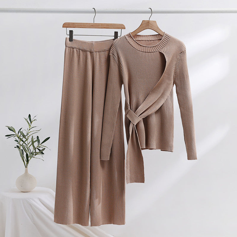 Set Mandinga bej compus din pantaloni si bluza
