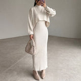 Set Merlyn compus din rochie si bluza