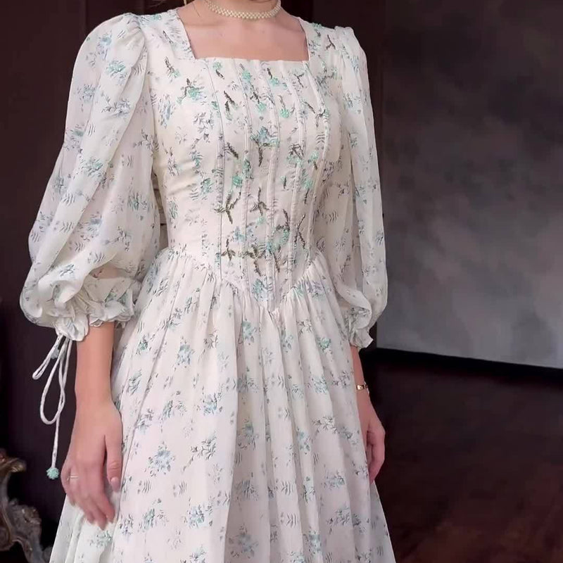 Rochie Jessica cu decolteu patrat si imprimeu floral