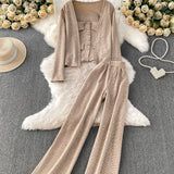 Set Gamille compus din top, cardigan si pantaloni din tricot moale