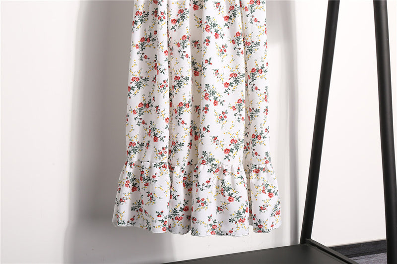 Rochie Danisha alba cu imprimeu floral, decolteu patrat si maneci scurte, bufante