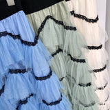 Fusta Lossy cu straturi din tulle asimetric