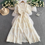 Rochie Anda cu broderie din dantela