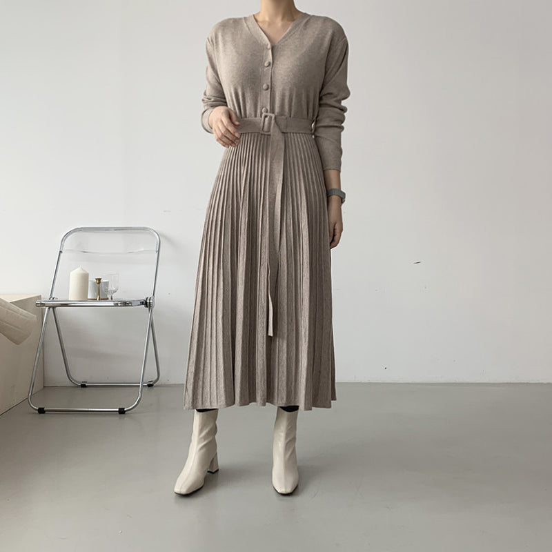 Rochie Pelina bej cu nasturi imbracati si curea accesorizata