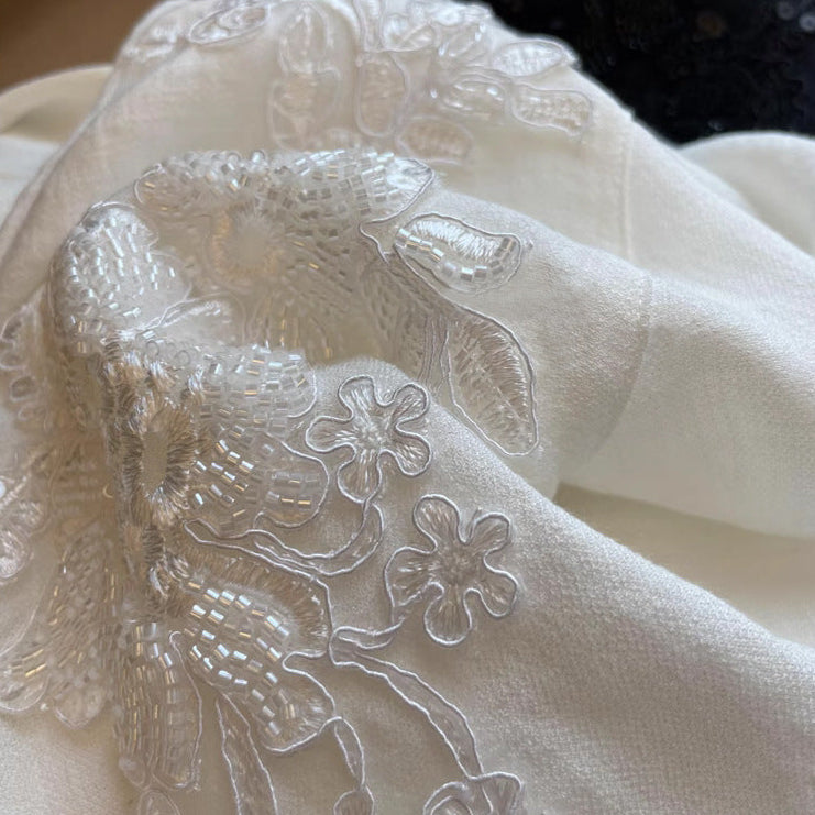 Bluza Charmine cu broderie florala