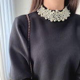 Bluza Ayana neagra accesorizata cu perle
