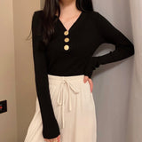 Bluza Helora cu decolteu in V si nasturi decorativi