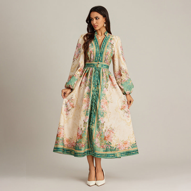 Rochie Gaby cu imprimeu floral si nasturi imbracati