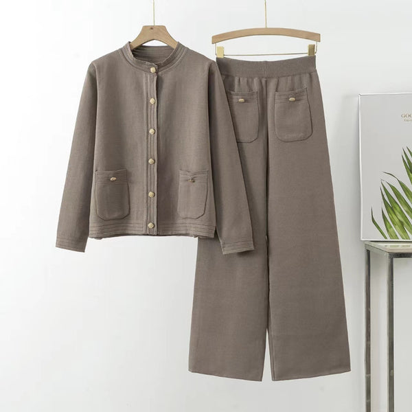 Set Jessy bej compus din jerseu si pantaloni