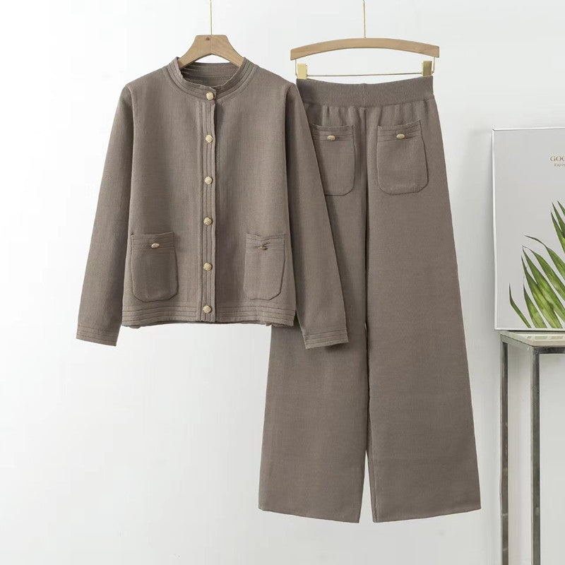Set Jessy bej compus din jerseu si pantaloni