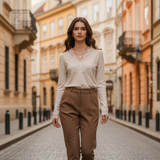 Bluza Amira cu decolteu in V si terminatii din dantela